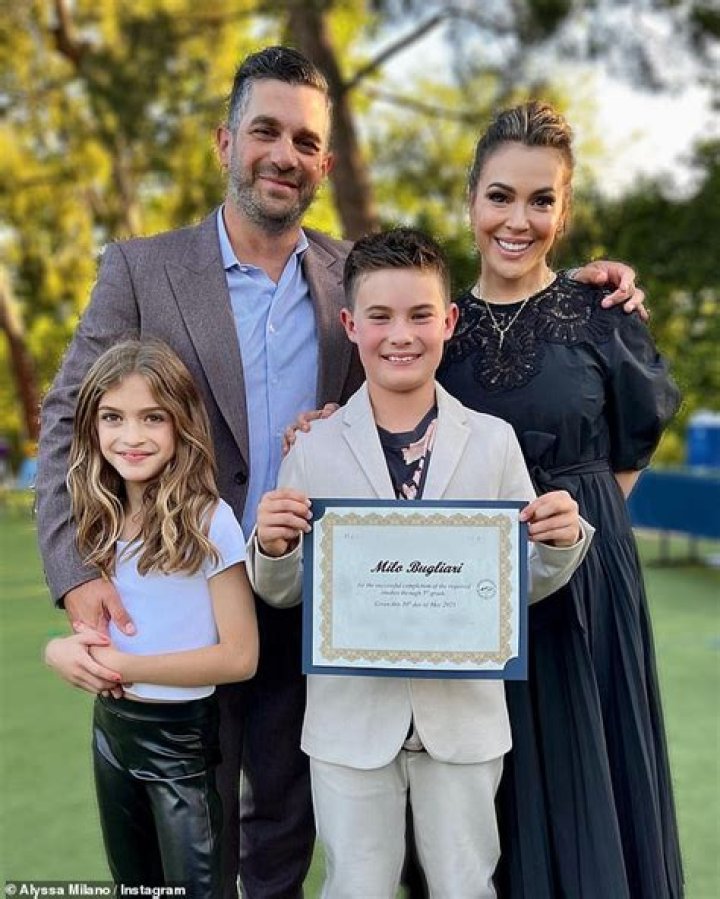 American businessman Anthony Bugliari share 5 children with his wife Catherine; How is their Married